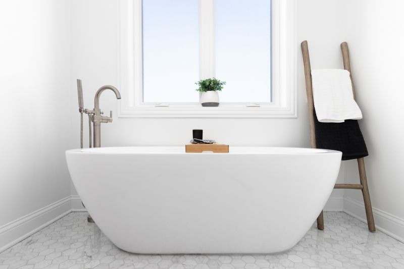 Space-Saving Bathtub Designs